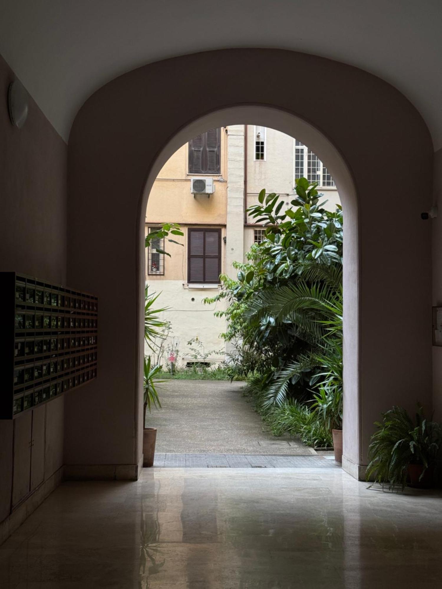 Flat 7 Rome Guesthouse Exterior photo