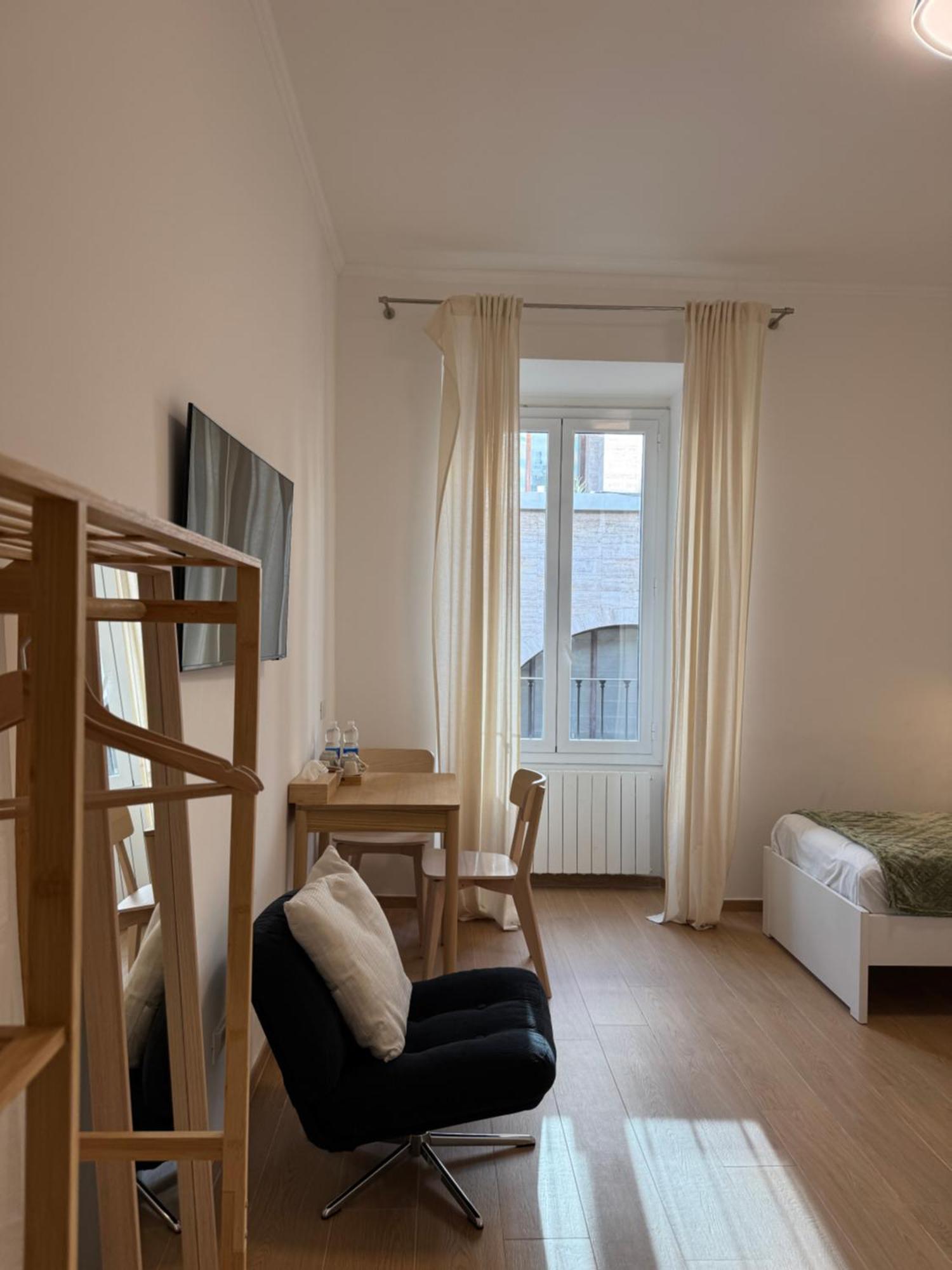 Flat 7 Rome Guesthouse Exterior photo